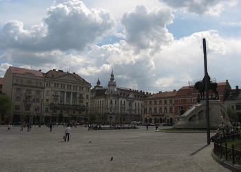 800px-kolozsvari_fo_ter1