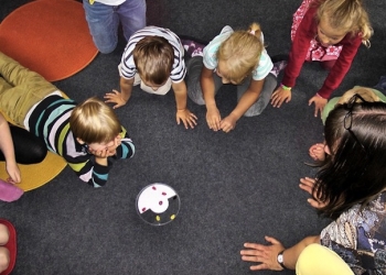 kindergarten-504672_640