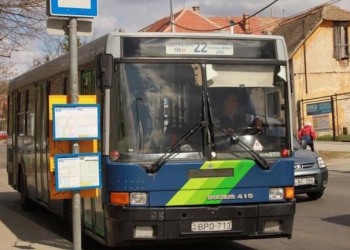 22-es