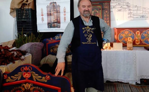 11196235_907859765937481_6428737519907136142_n