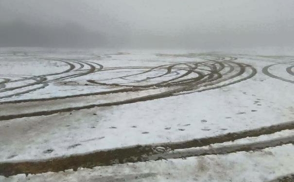 12642991_1119606378083741_2290310321634535493_n_111