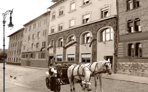 418926_498427400186161_445142856_n