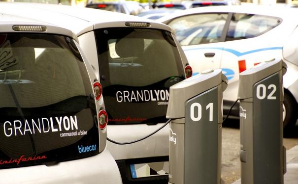 lyon-1707999_960_720