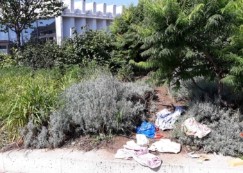 A Széll Kálmán tér egyre elhanyagoltabb, gazdátlanabb. Nem működik a szökőkút sem